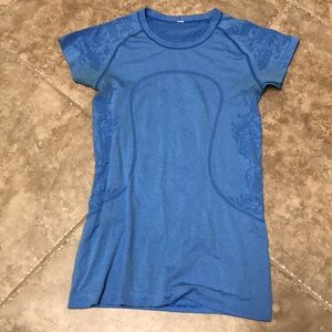 Lululemon shirt